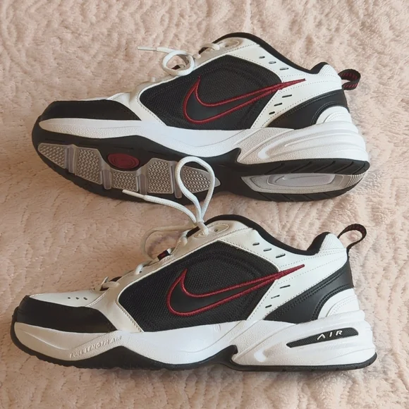 EUC Men's Nike Air Monarch Size 11.5 - Picture 6 of 11